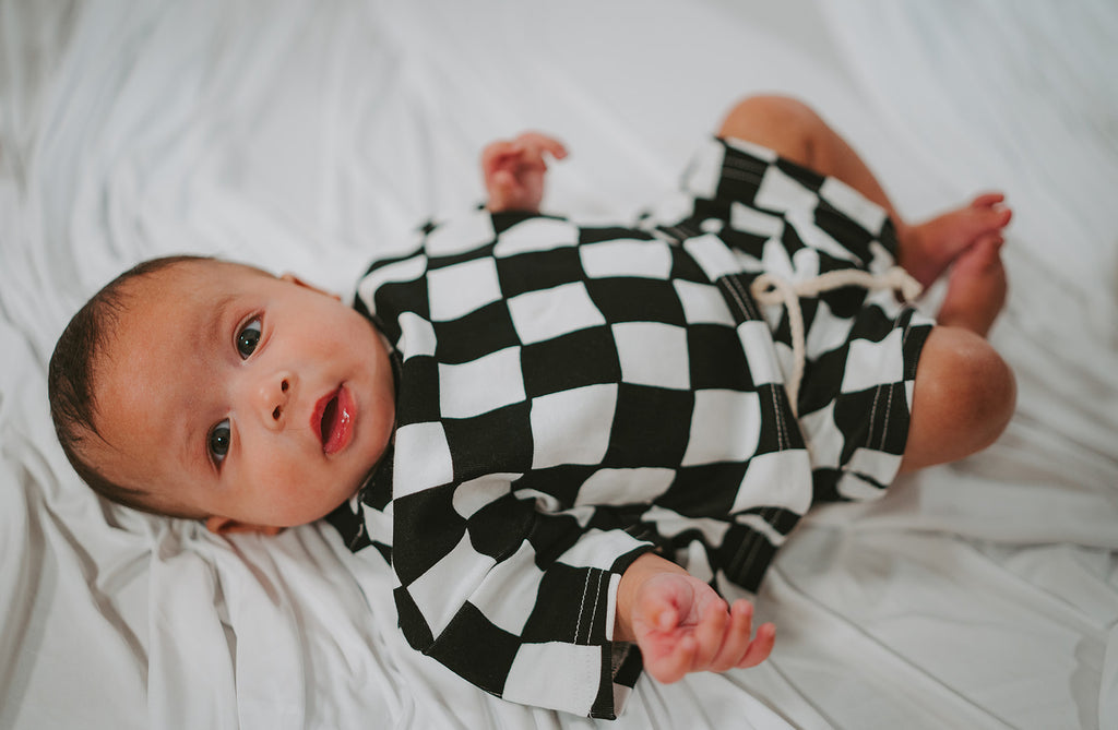 Kar & Ko Checkered Set